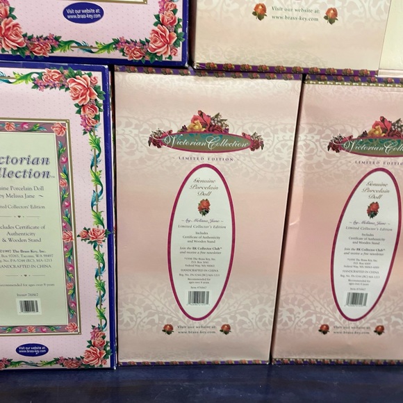 Sold separately victorian collection dolls - Picture 3 of 9